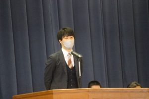 令和４年度離退任式が行われました。