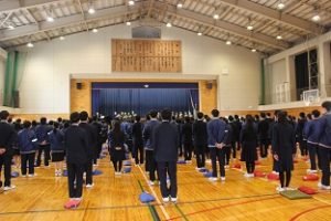 令和４年度離退任式が行われました。