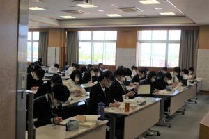 令和５年度理数科GW登校学習会が行われました
