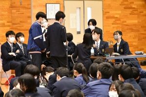 令和５年度前期生徒総会が行われました。