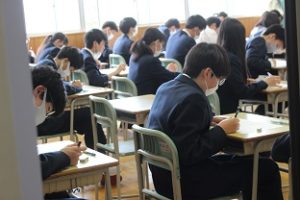 令和５年度前期第１回試験が始まりました。