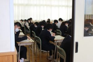 令和５年度前期第１回試験が始まりました。