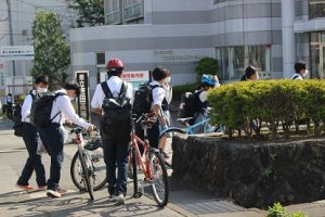 令和５年度山梨県高等学校県下一斉「通学時マナーアップ運動」２回目が行われました。