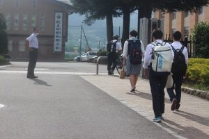 令和５年度山梨県高等学校県下一斉「通学時マナーアップ運動３回目」が行われました。