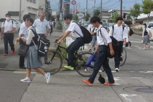 令和５年度山梨県高等学校県下一斉「通学時マナーアップ運動３回目」が行われました。