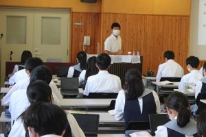 BYOD端末を使った保健の授業の様子です。