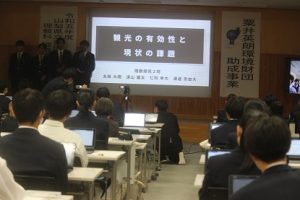令和５年度理数科 理数探究発表会が行われました。