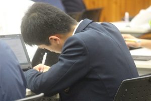 令和５年度理数科 理数探究発表会 第２回が行われました。