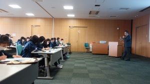令和５年度理数科企業見学会が行われました。