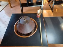 「第１２回吉田高校茶道部・渡辺社中合同茶会」が開催されました。