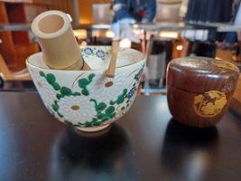 「第１２回吉田高校茶道部・渡辺社中合同茶会」が開催されました。
