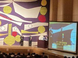 令和５年度第４４回山梨県高等学校芸術文化祭グランドステージの様子です。