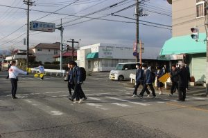 令和５年度山梨県高等学校県下一斉「通学時マナーアップ運動」４回目が行われました。