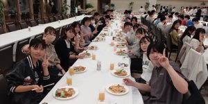 沖縄修学旅行１日目の様子です。