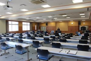 令和５年度休業前集会を行いました。