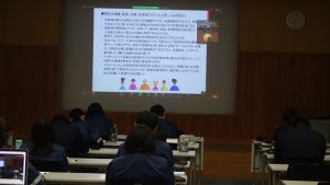 「合格を勝ち取るための最後の小論文対策２０２４」が行われました。