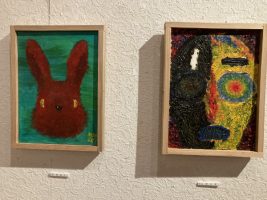 芸術探究と素描の展覧会（小さなアートがここにはある）に行ってきました。