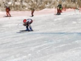 部活動結果報告です。（陸上部・男子バレーボール部・女子バレーボール部・放送部・スキー競技・吹奏楽部・スケート部・卓球部）