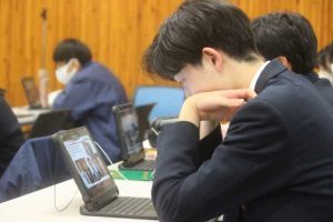 山梨県立吉田高等学校・四川省内江市第二中学 オンライン交流会が行われました。