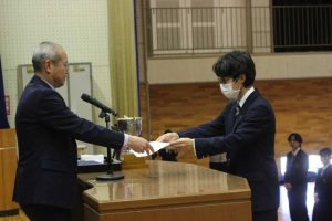令和５年度納め式が行われました。