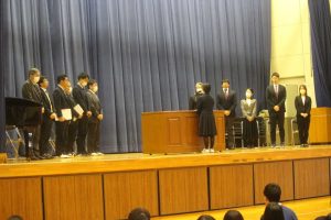 令和５年度離任式が行われました。