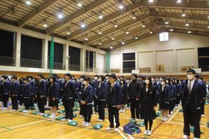 令和５年度離任式が行われました。