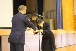 自転車安全利用推進校指定式・交通安全教室が開催されました。