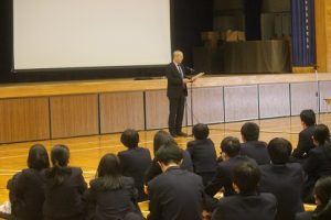 自転車安全利用推進校指定式・交通安全教室が開催されました。