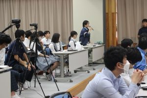 令和６年度吉田高等学校理数科 理数探究発表会第１回が行われました。