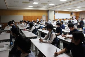 令和６年度吉田高等学校理数科 理数探究発表会第１回が行われました。