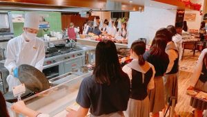 ２学年修学旅行最終日の様子です。
