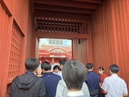 ２学年修学旅行最終日の様子です。