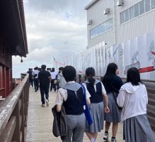 ２学年修学旅行最終日の様子です。