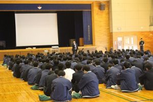 令和６年度２学年修学旅行結団式が行われました。