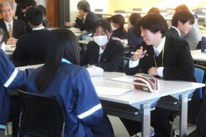 山梨県立吉田高等学校 よのなか科 特別授業2024 第14回が行われました。