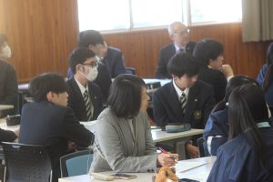 山梨県立吉田高等学校 よのなか科 特別授業2024 第14回が行われました。