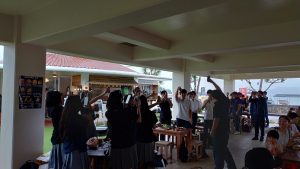 ２学年修学旅行２日目の様子です。