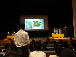 令和6年度富士高校理数探究発表会へ参加しました。