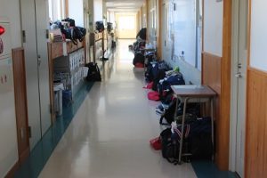 令和６年度後期第１回試験（１・２年生）が始まりました。