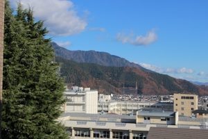 令和６年度後期第１回試験（１・２年生）が始まりました。