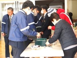 高田屋さんのお弁当販売が始まりました🍙