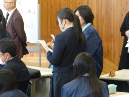よのなか科 特別授業２０２４ 第１６回が行われました。