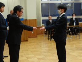 令和6年度 渡辺貢奨学金 交付式が行われました。