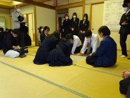 令和6年度校内百人一首大会 団体戦 優勝は2年2組！！