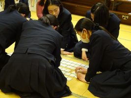 令和6年度校内百人一首大会 団体戦 優勝は2年2組！！