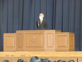 令和６年度退任式・離任式が行われました。