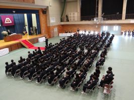 令和６年度 第７５回卒業証書授与式が行われました。