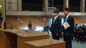令和６年度記念品贈呈式が行われました。