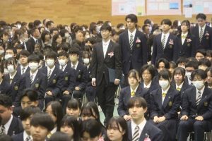 令和６年度 第７５回卒業証書授与式が行われました。