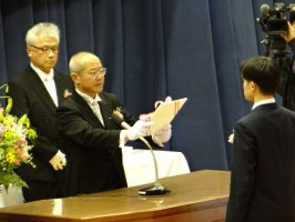令和６年度 第７５回卒業証書授与式が行われました。